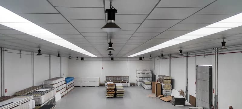Rehabilitación lucernarios nave Ironlux